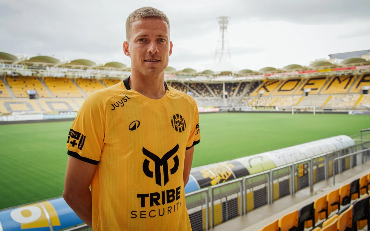 Roda JC Kerkrade versterkt defensie met de ervaren Dario van den Buijs