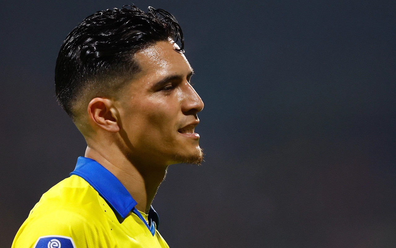 VVV-Venlo trekt transfervrije Navarone Foor aan