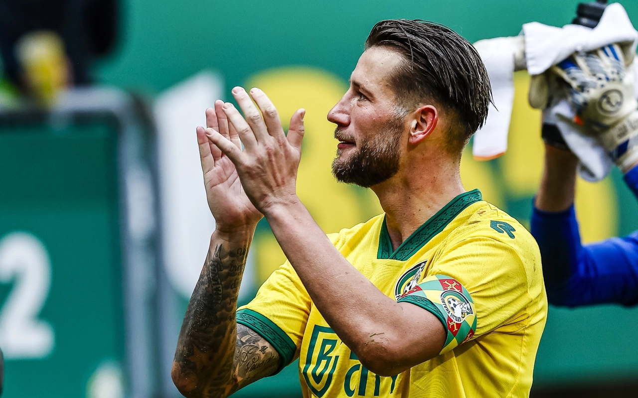 Mitchell Dijks kiest voor avontuur in Vietnam bij Nam Dinh