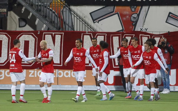 MVV sluit periode Heymans af met overtuigende zege op FC Eindhoven