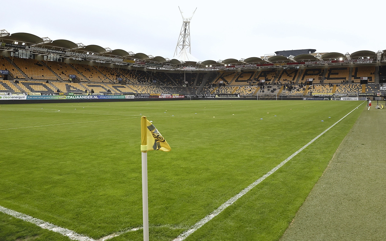 Ilias Takidine op proef bij Roda JC