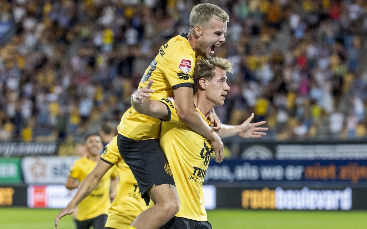 Schwirten kopt Roda JC naar zege op De Graafschap